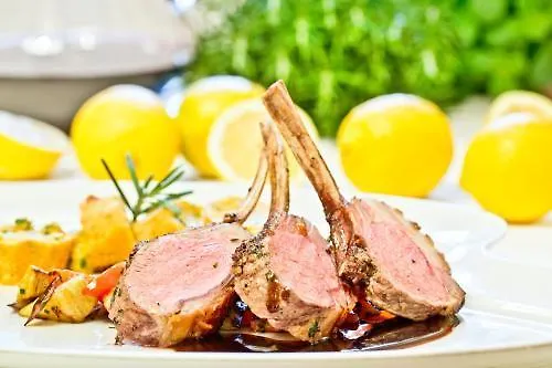 فندق فرايسنغر هوف 4*