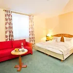 Freisinger Hof Szálloda 4*